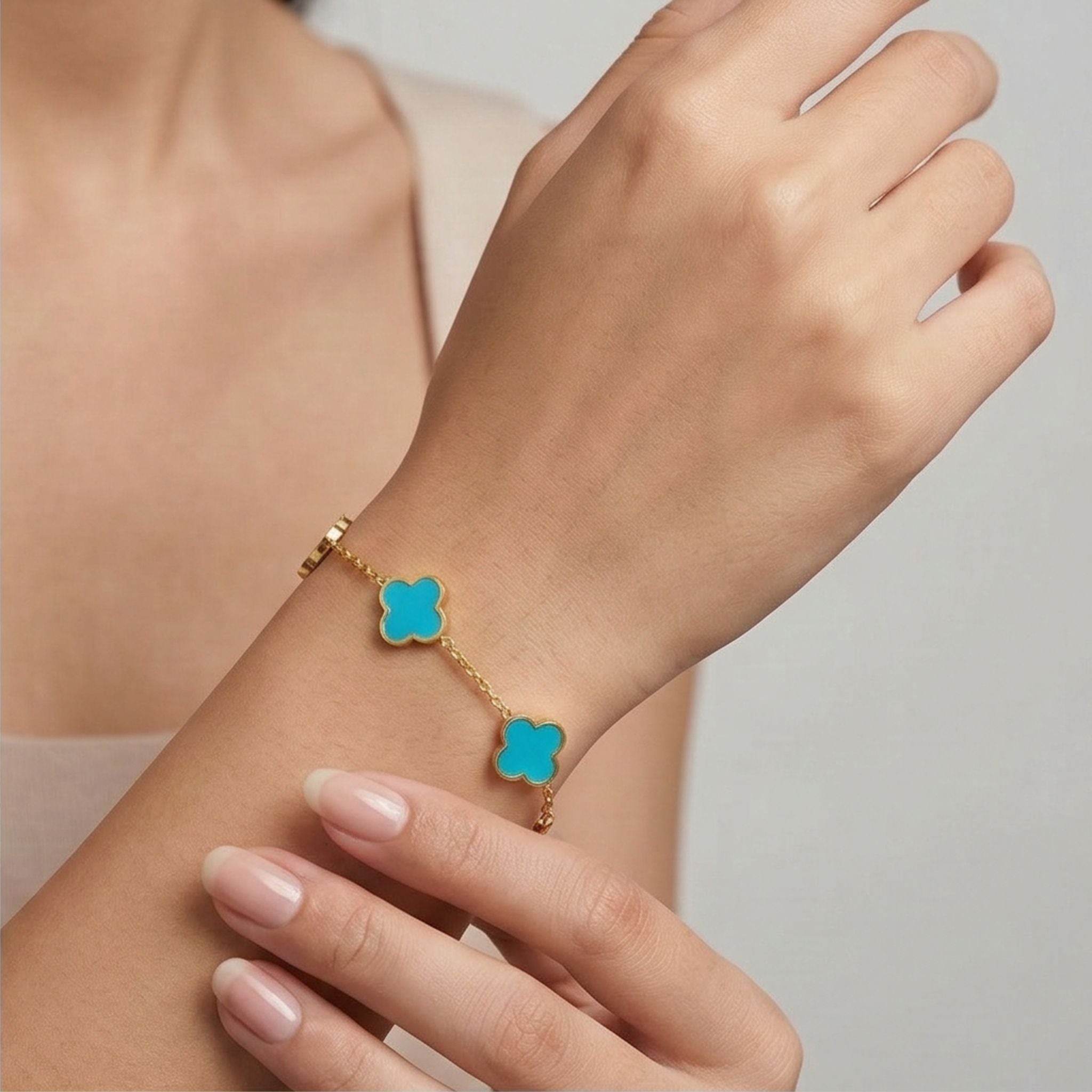 Clover Armband Blau – wasserfest, hypoallergen, hautfreundlich und langlebig, hochwertiger Modeschmuck.