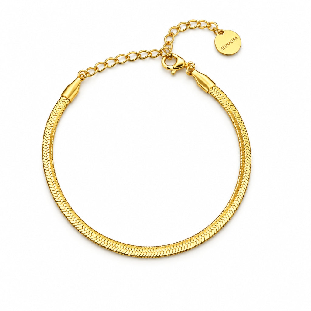 Flaches Snake Armband in Gold mit Karabinerverschluss, wasserfestes Armband für Damen aus Edelstahl