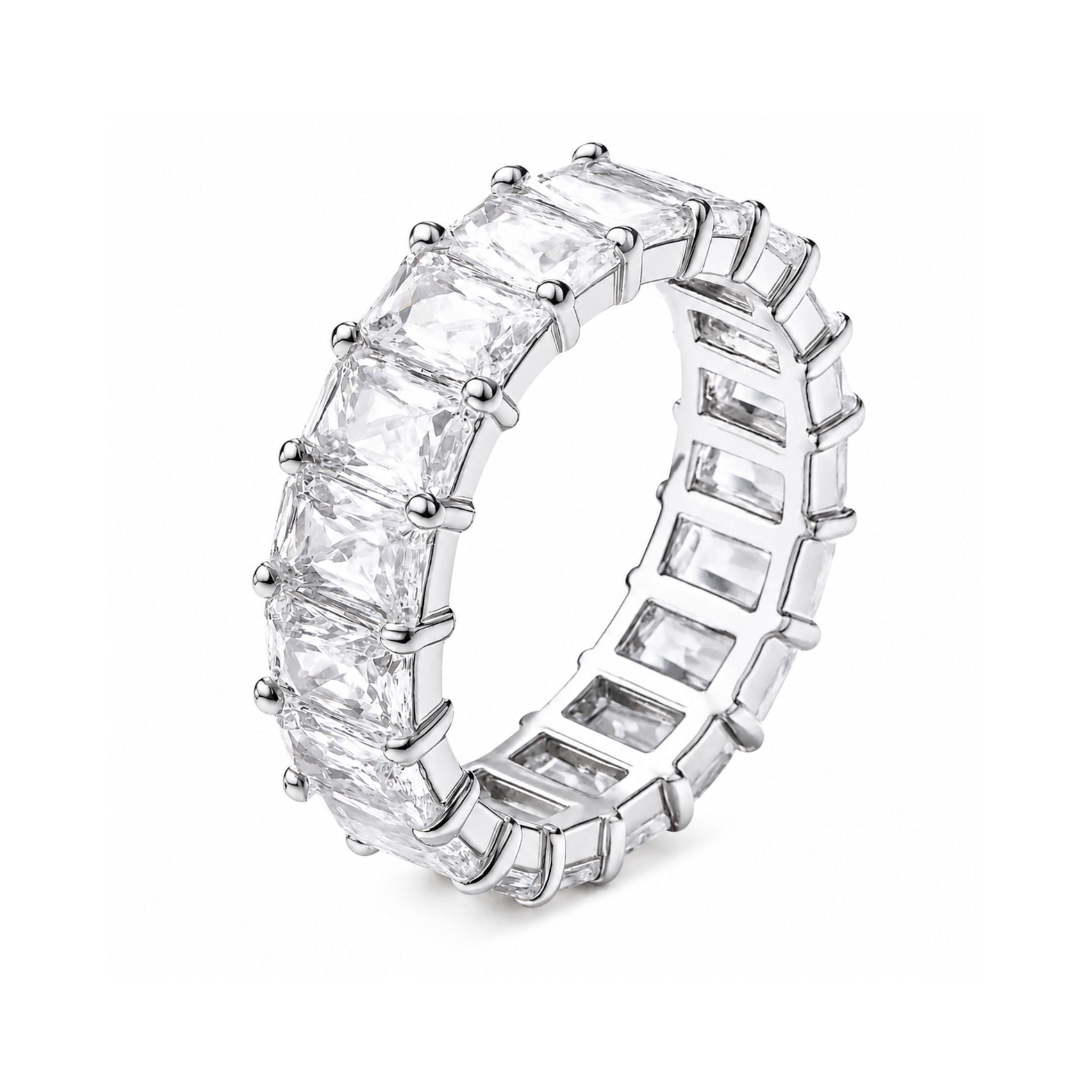 Silberner Eternity Ring mit hochwertigen rechteckigen Zirkonia