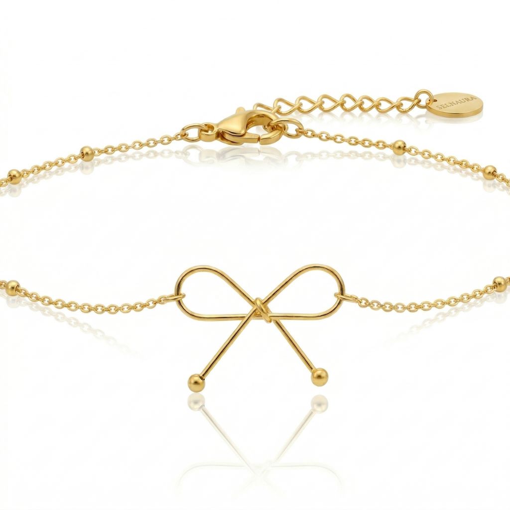 Goldfarbenes Schleife-Armband mit Kugelkette und Selnaura-Plakette – wasserfestes Damen Armband von Selnaura, hautfreundlich und kein Abfärben – Selnaura Ela Belle Armband