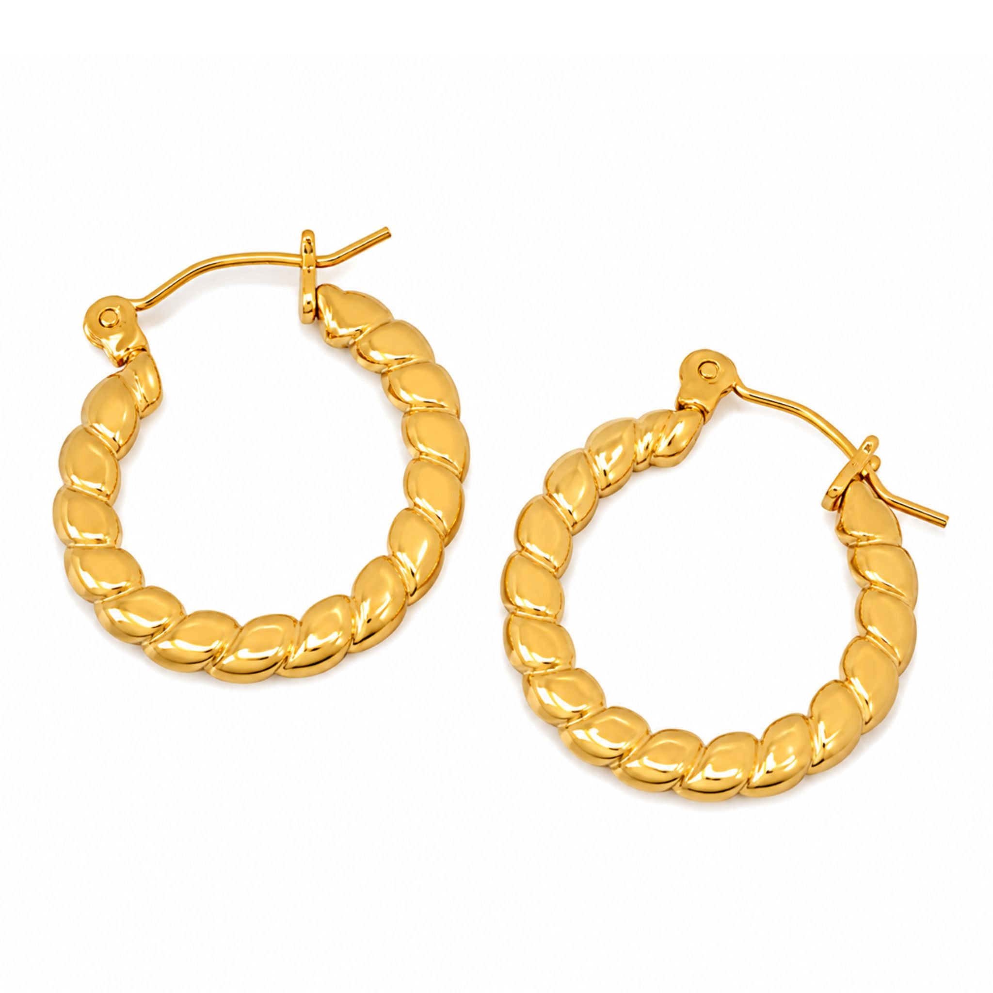 Twist Creolen Gold mit elegantem gedrehtem Muster und glänzender Oberfläche