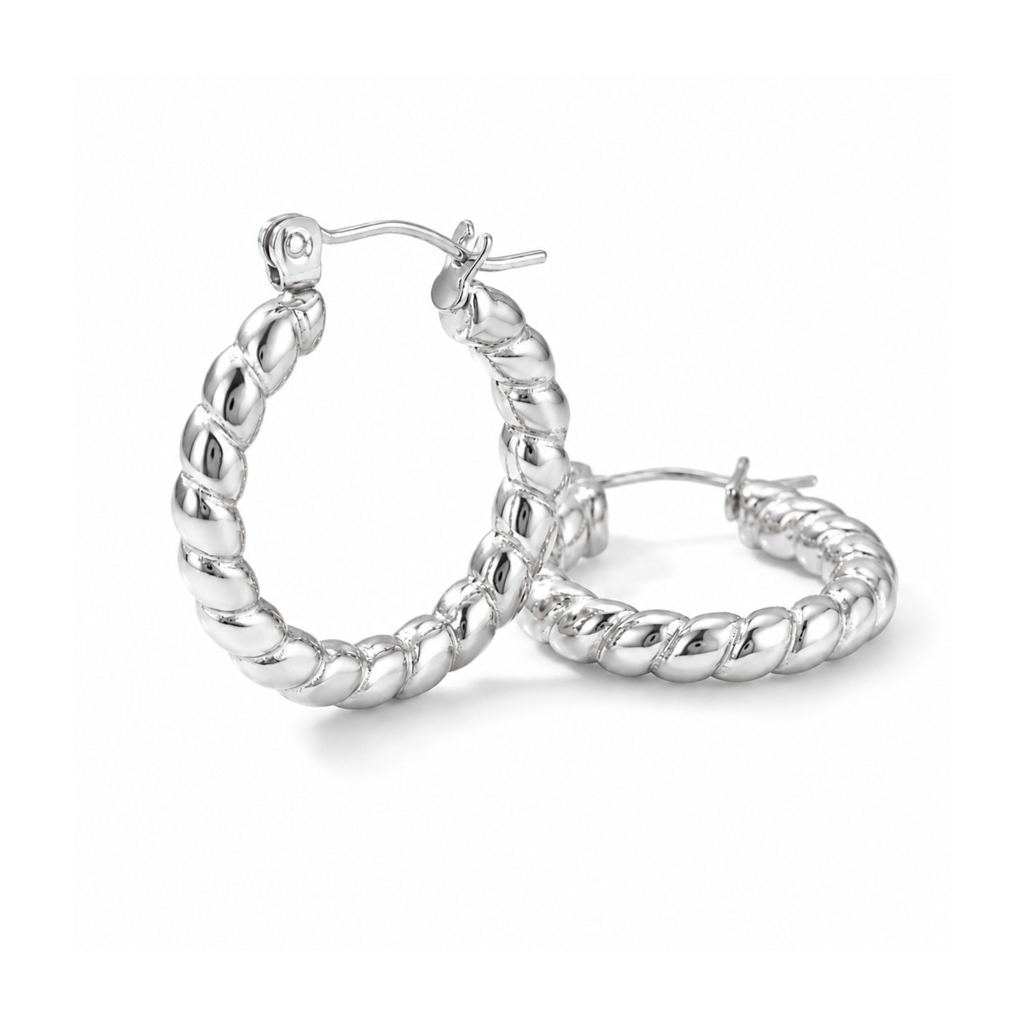 Twist Ohrringe Silber aus hochglanzpoliertem Edelstahl mit gedrehtem Design
